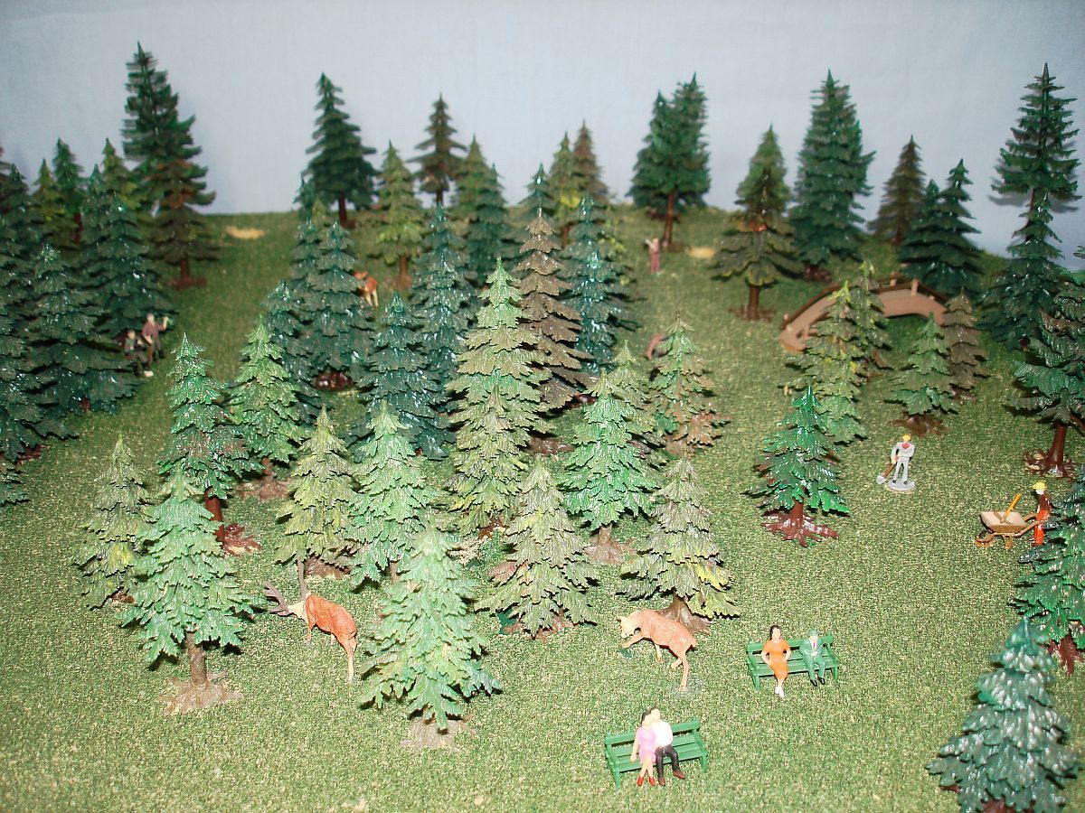 Vintage HO Preiser Deer Faller Trees Made in Germany Forest Park Model