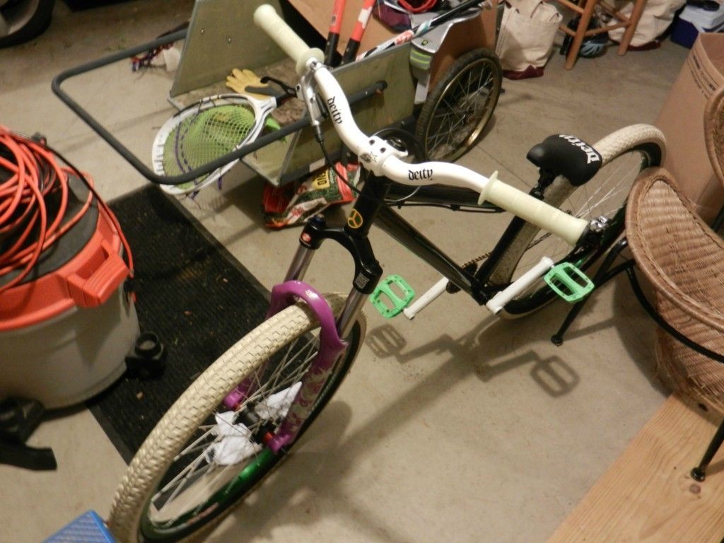 Blackmarket Mob Custom Dirt Jump Bike Complete Build