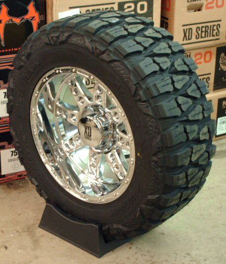 20 Wheels Rims 33 Tires Chevy Silverado 1500 Nitto