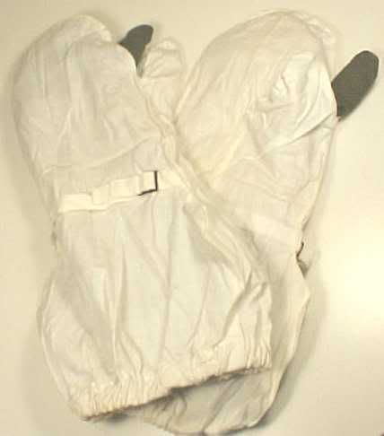 Korean War Dated US Army Mittens w Snow Cover Inserts