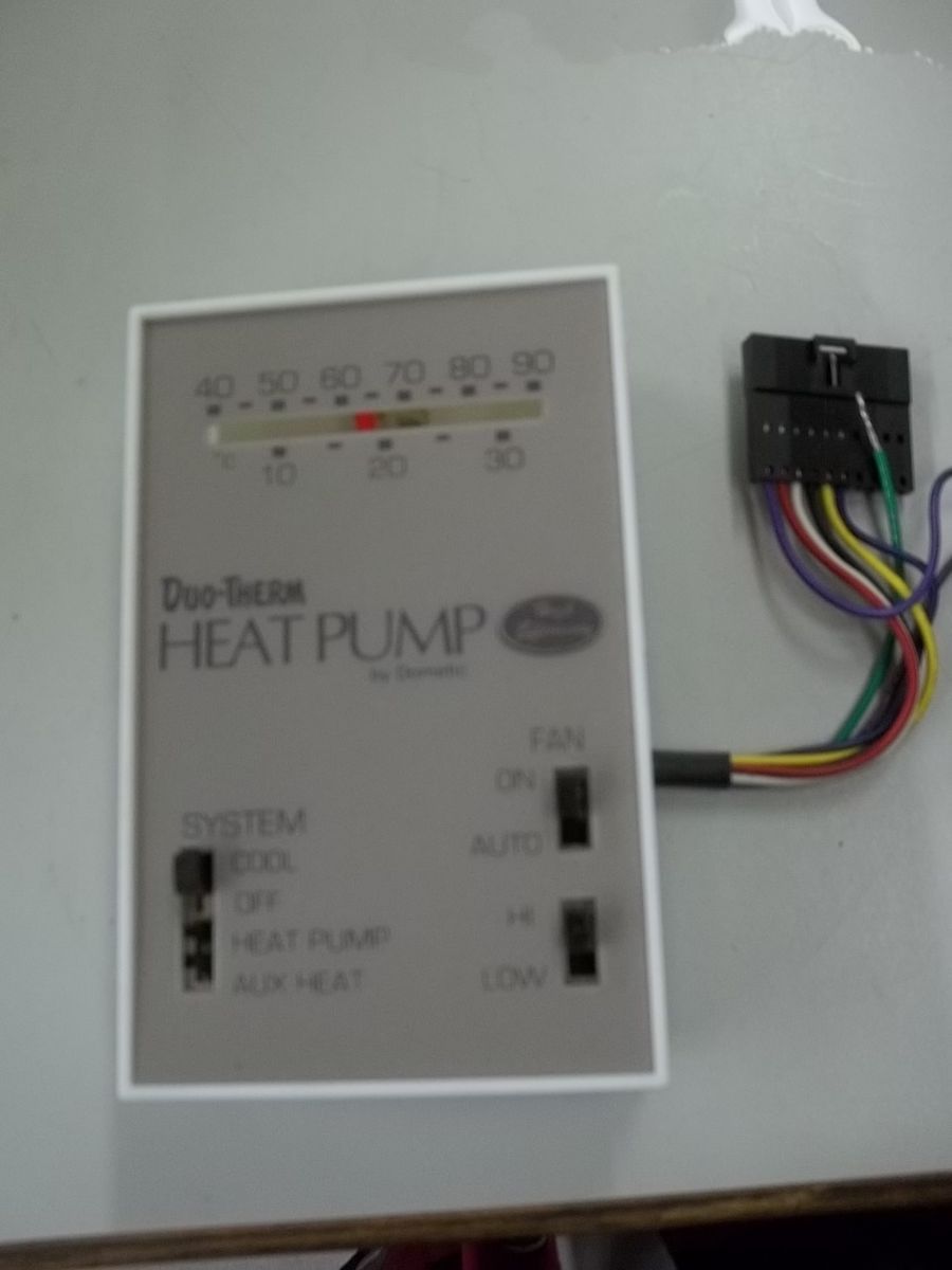 Duo Therm Heat Pump by Dometic Thermostat