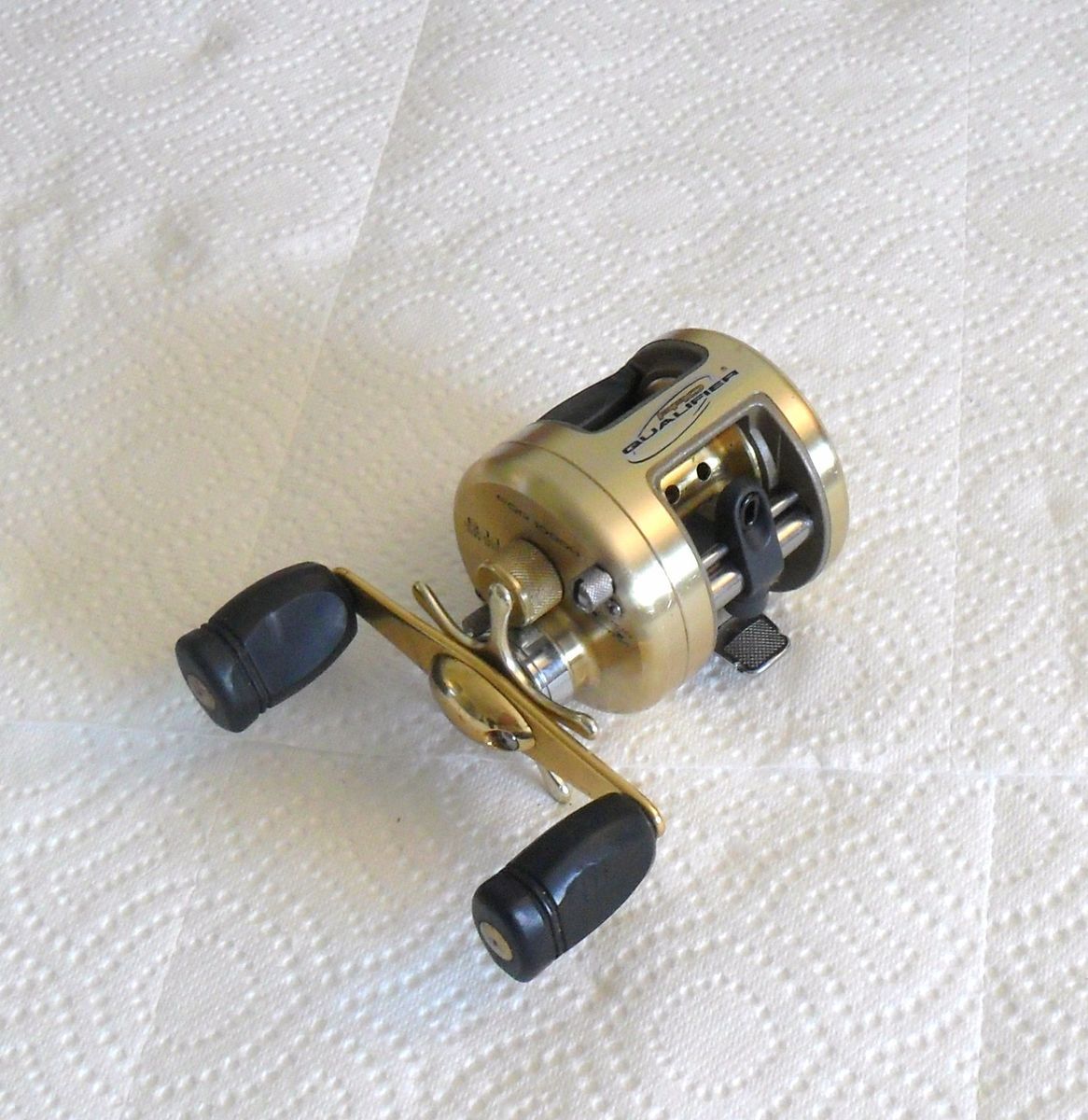 Bass Pro Pro Qualifier PQR1000H Fishing Reel