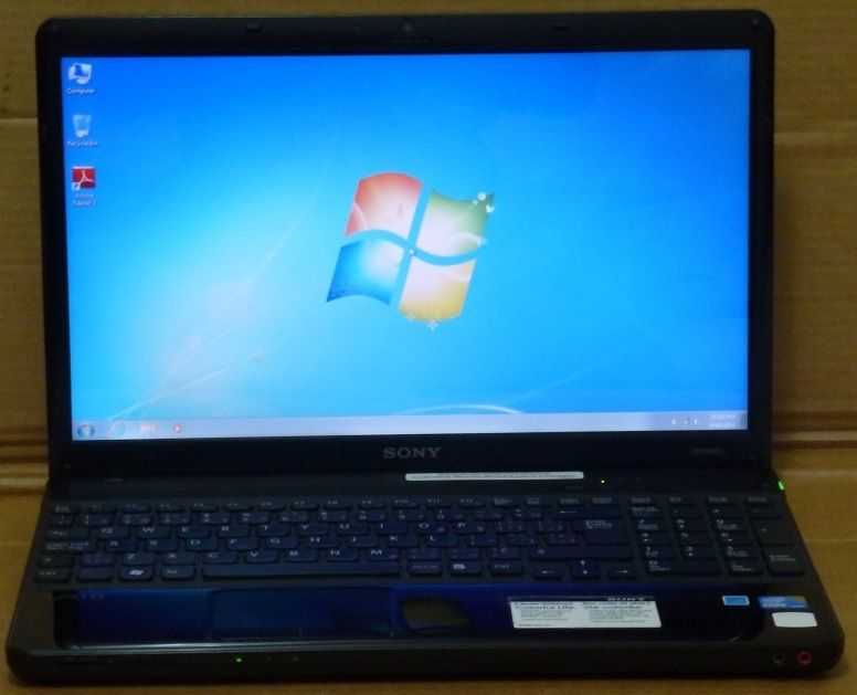  15 5 Laptop INTEL Core i5 2 4GHz 4GB 320GB DVDRW Cam Wi Fi WIN 7 HDMI