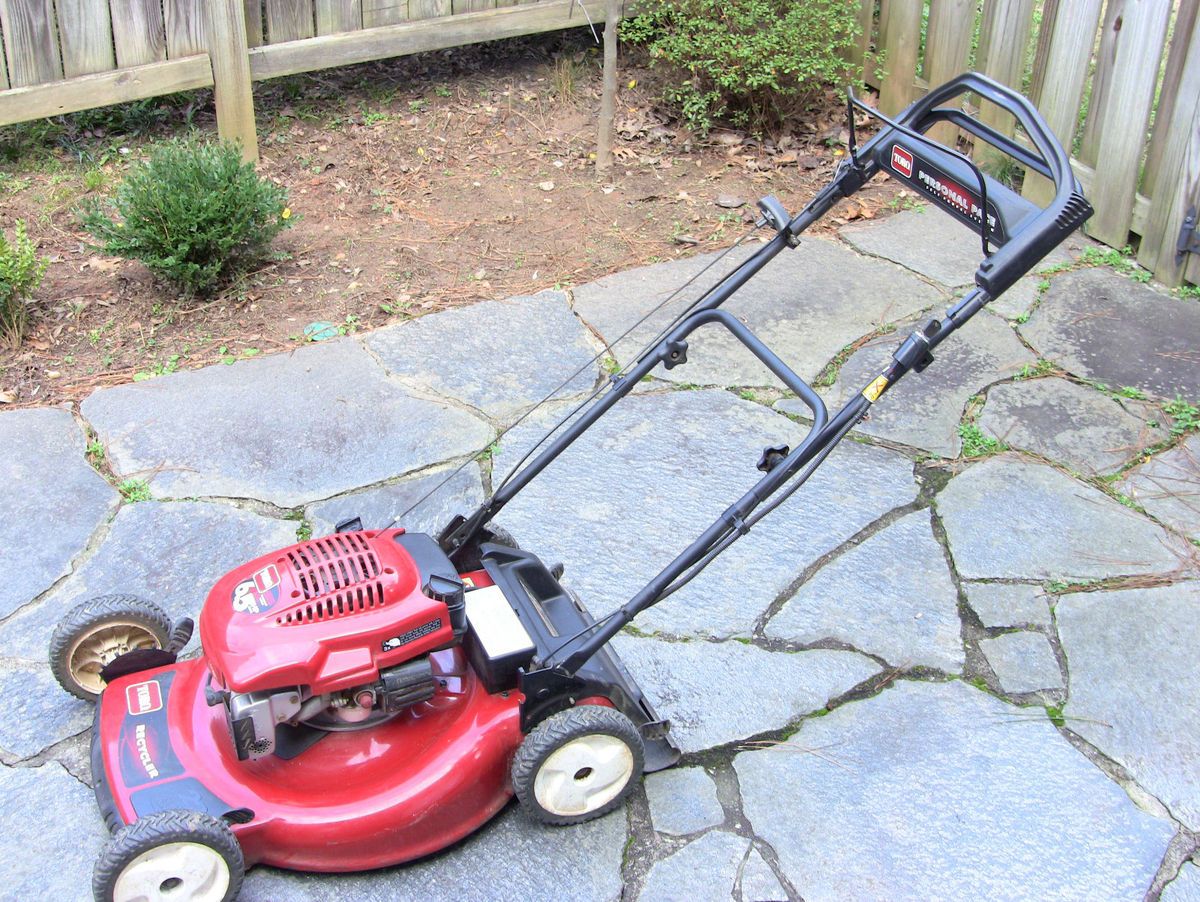 Toro 20070 Electric Start Personal Pace Lawn Mower