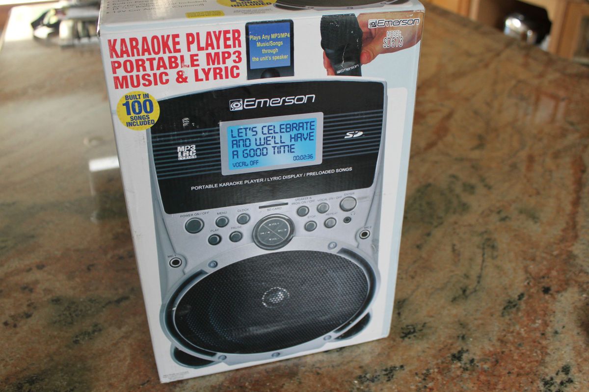 Emerson Karaoke Portable Karaoke Machine SD513 SD Card  Dock iPod