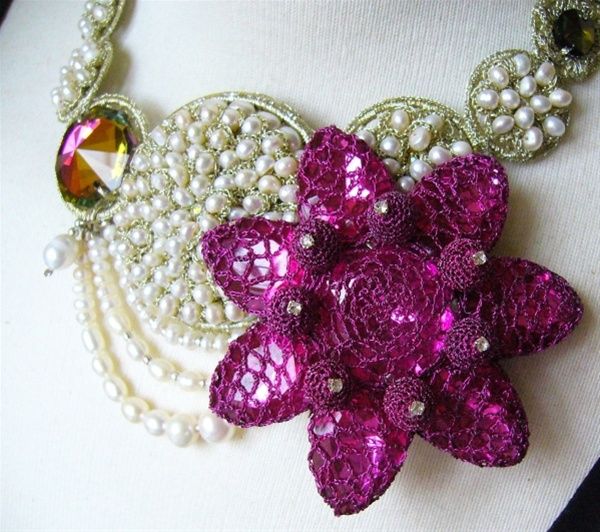 St Erasmus Michelle Obama Pink Flower Pearl Necklace
