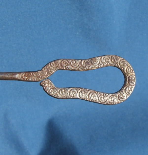 antique emery bird thayer company metal button hook