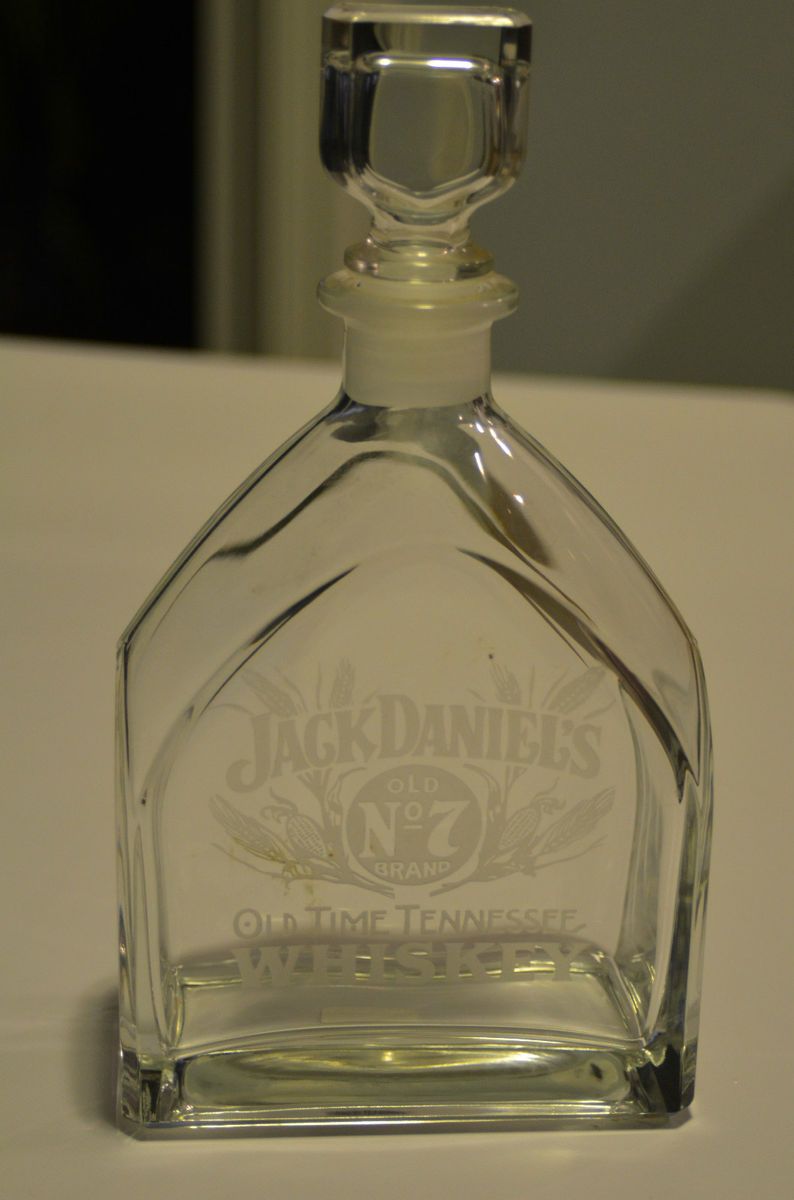 Jack Daniels Etched Glass Decanter With Set Of 4 Etched 8oz. Rocks