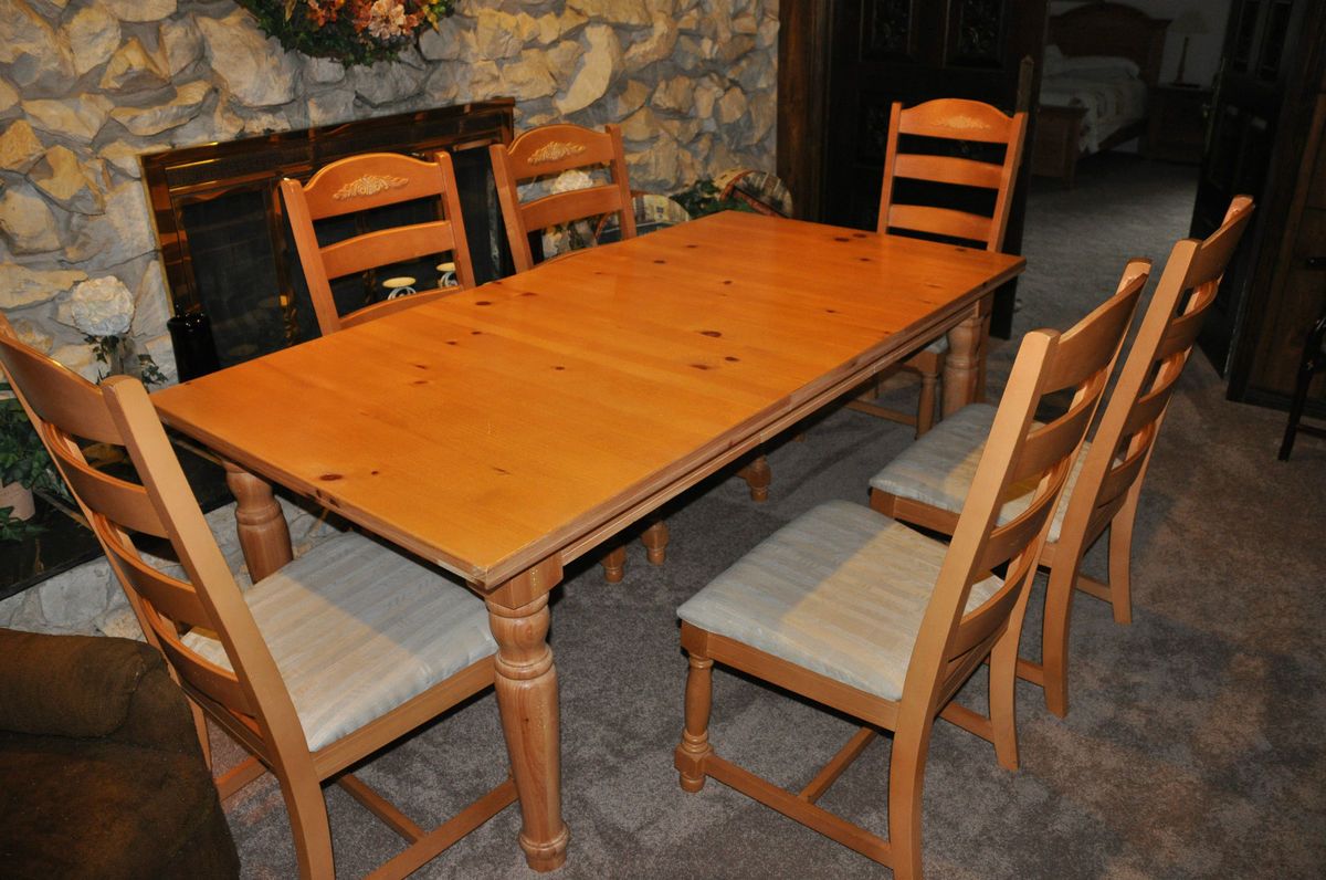 broyhill fontana dining room table