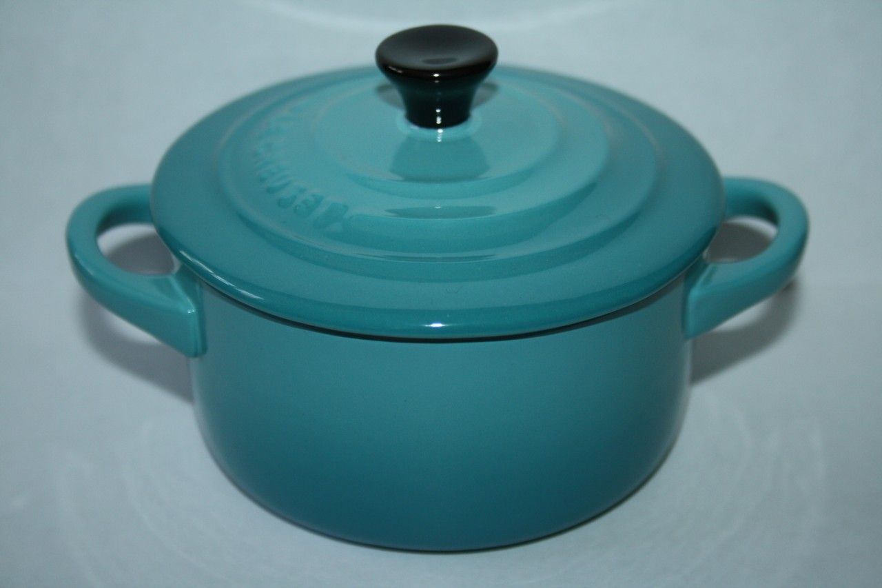 Le Creuset Stoneware Mini Round Casserole Lid 0 25L New Assorted