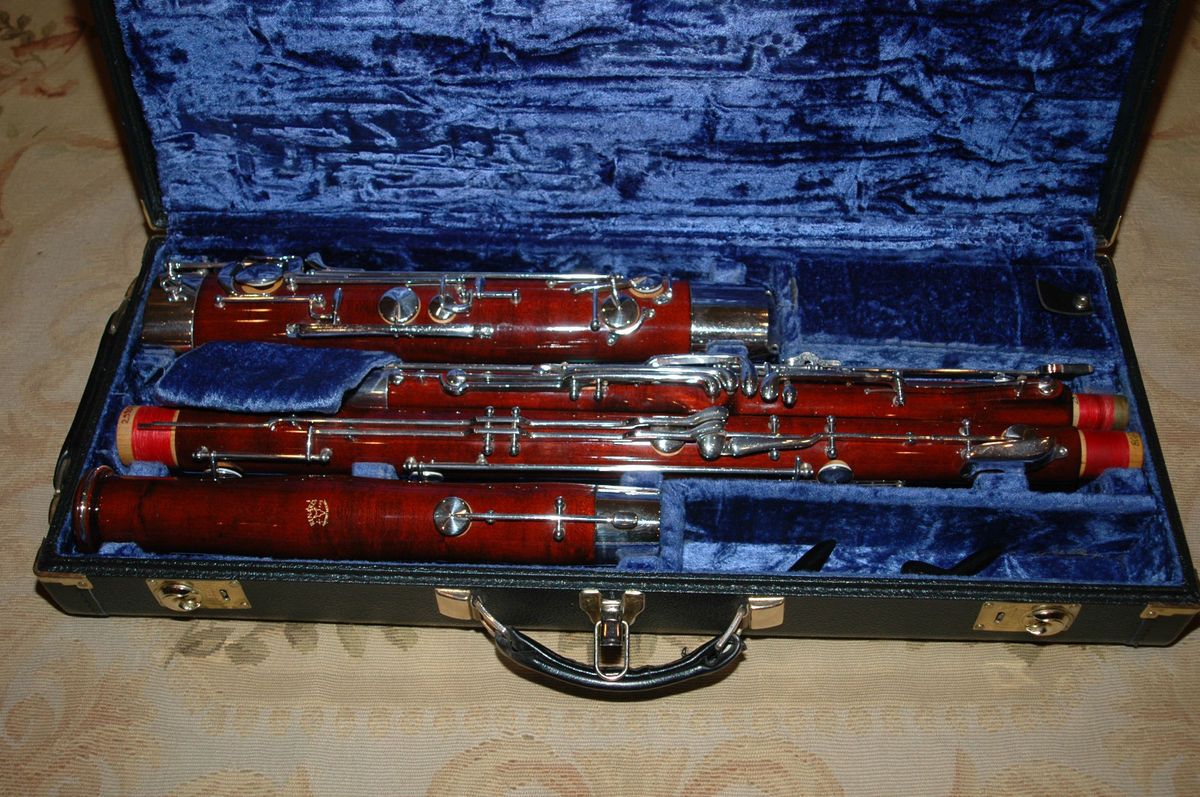 Fox Renard Bassoon 220 Excellent Condition