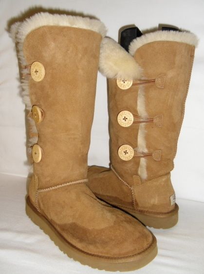 UGG Womens Bailey Button Triplet Chestnut Brown Sheepskin Tall Winter