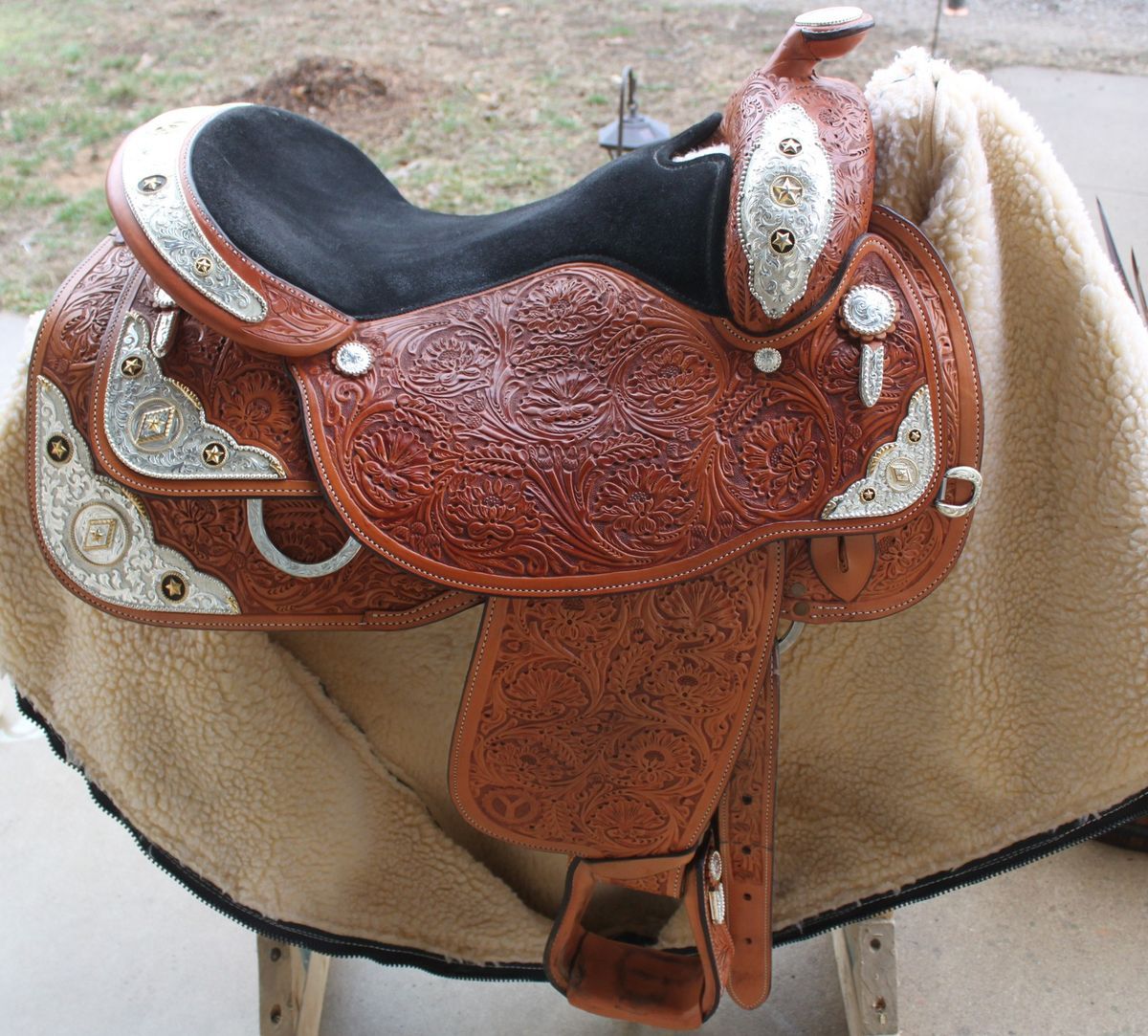 16 Circle Y Golden Star Show Saddle