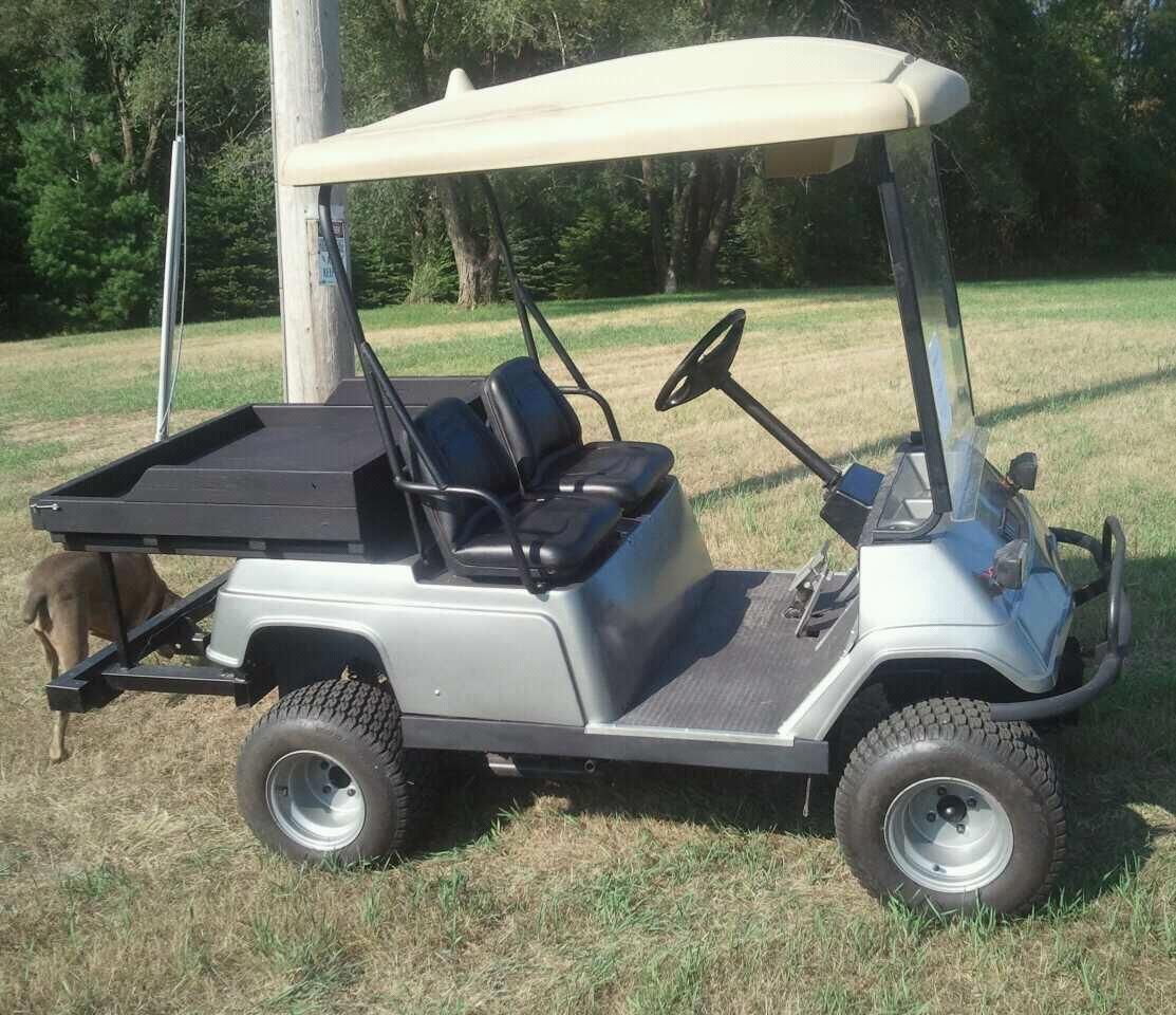 Yamaha G1 Golf Cart