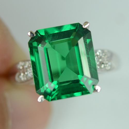 GREEN TSAVORITE GARNET & WHITE SAPP STERLING SILVER 925 RING SIZE 6.75