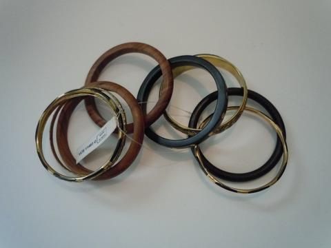 Island Design Harry Haslett Bangle Bracelet Set $36 New