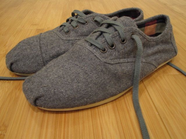 Toms Cordones Heather Gray 9 5 First Season RARE