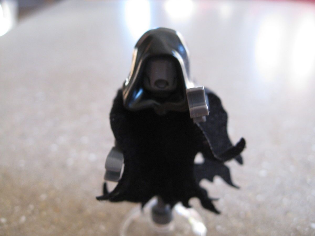 NEW LEGO HARRY POTTER DEMENTOR W BLACK CLOAK HOOD MINI FIGURE FROM SET