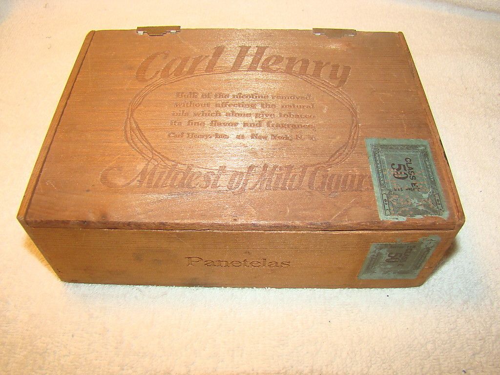 Vintage Carl Henry Dovetailed Wooden Cigar Box