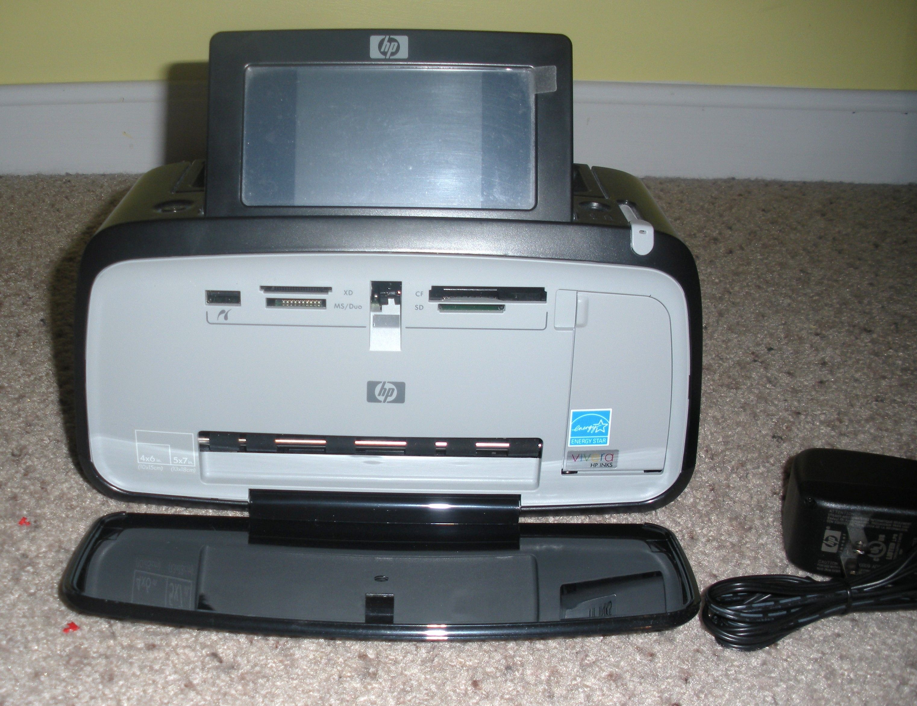 HP Photosmart A636 Compact Photo Printer