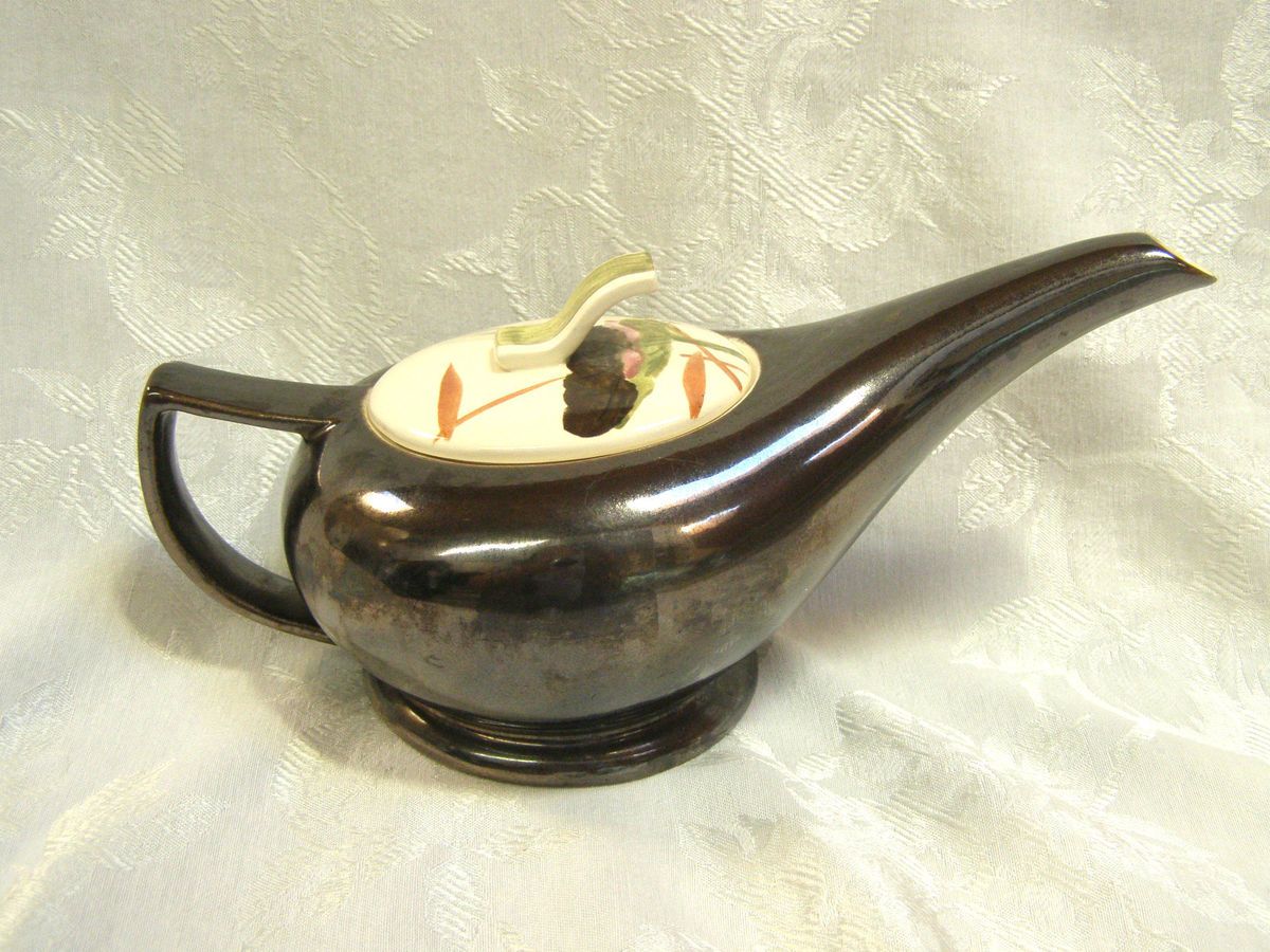 Red Wing Dark Bronze Lotus Teapot