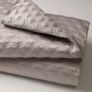 Hudson Park Grande Dame Queen Quilted Coverlet