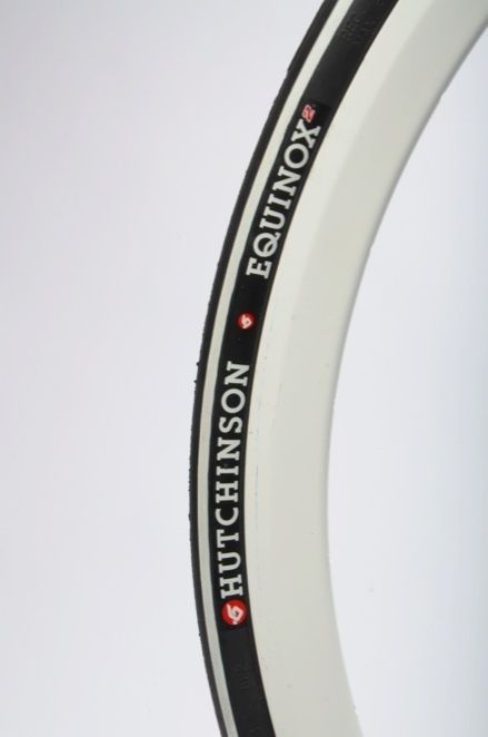 Hutchinson Exuinox 2 700x23 Road Bike Tire