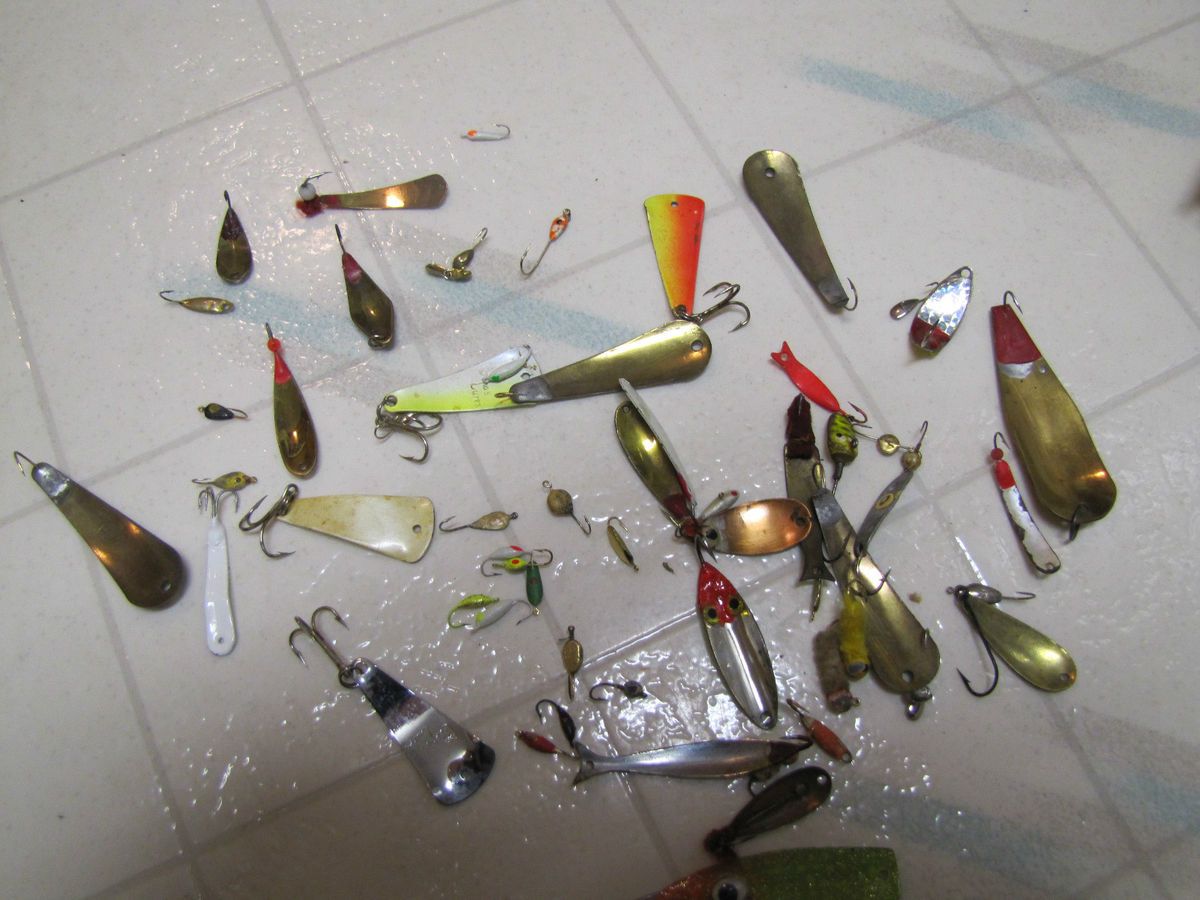 Large Lot of Ice Fishing Lures Tear Drops Russian Hooks 180 Lures Jigs on  PopScreen