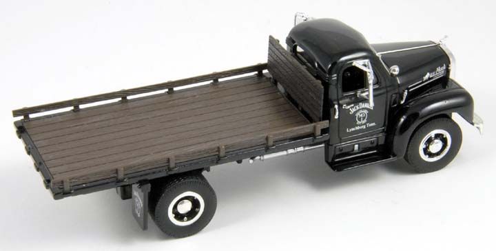 DL Matchbox Platinum Ed 1956 Mack B Jack Daniels Flatbed Barrel Load