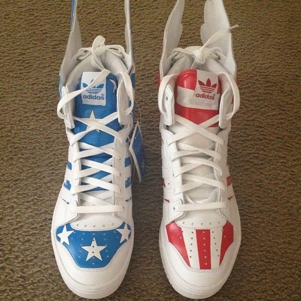 Jeremy Scott Adidas Wings USA Stars and Stripes Foamposite