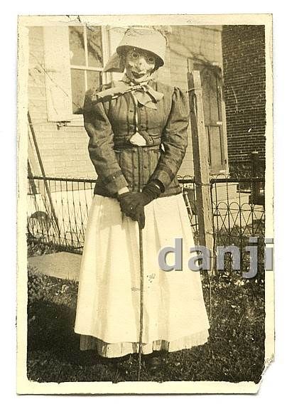 CREEPY Halloween Photo *Man in Womens Clothes with GROTESQUE FACE MASK