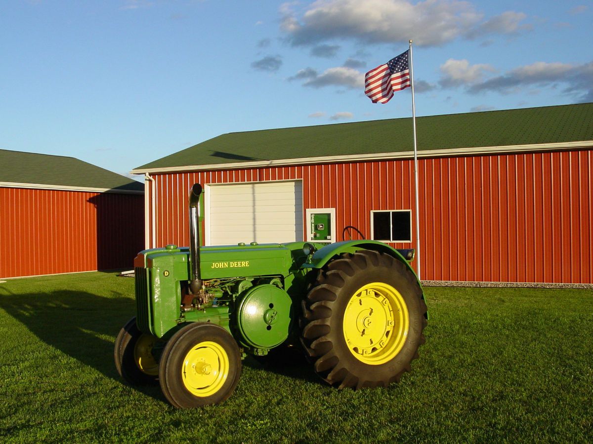 John Deere D Tractor