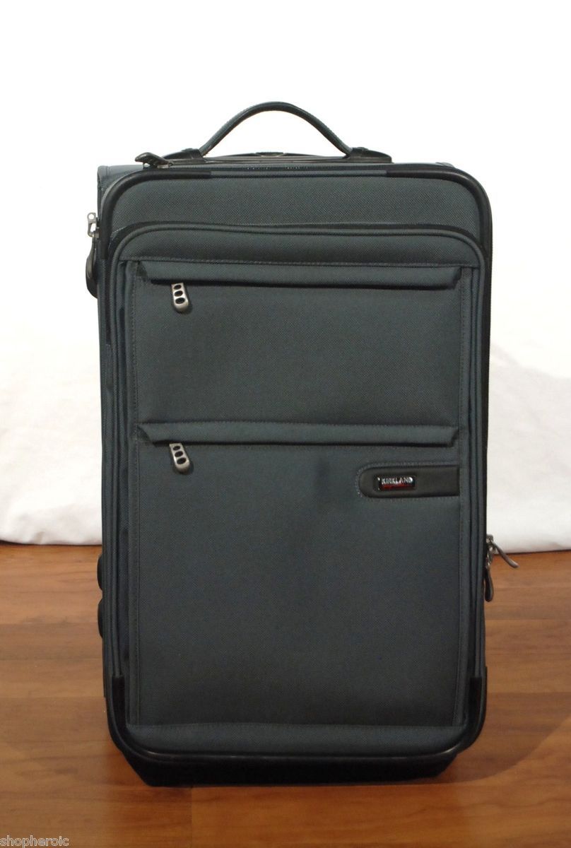 Kirkland Signature 22 Auto Expandable Trolley Suitcase Green Gray on ...