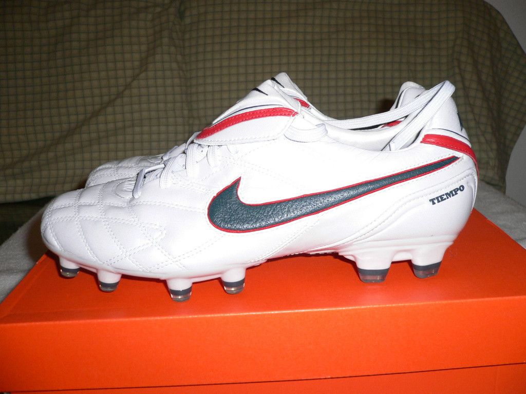 366201 136 Nike Tiempo Legend III FG