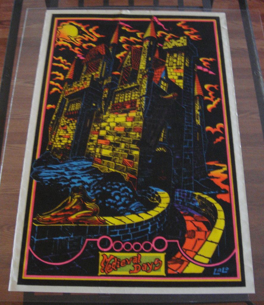 Poster Originals Medieval Days Lalo Velvet Black light 1974 Castle