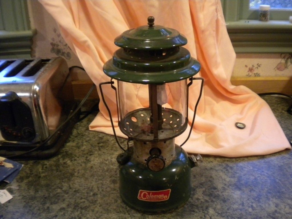 Coleman Camping Lantern 220F Dated 2 65