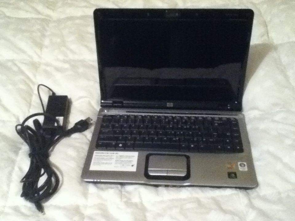 HP Pavilion DV2000 Laptop