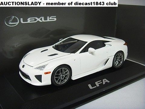 43 Minichamps Lexus LFA LF A 2010 2012 White Weis Blanc DEALER Promo