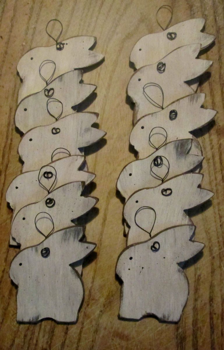 Primitive Wood Rabbits Easter Tree 12 Ornaments Hangers