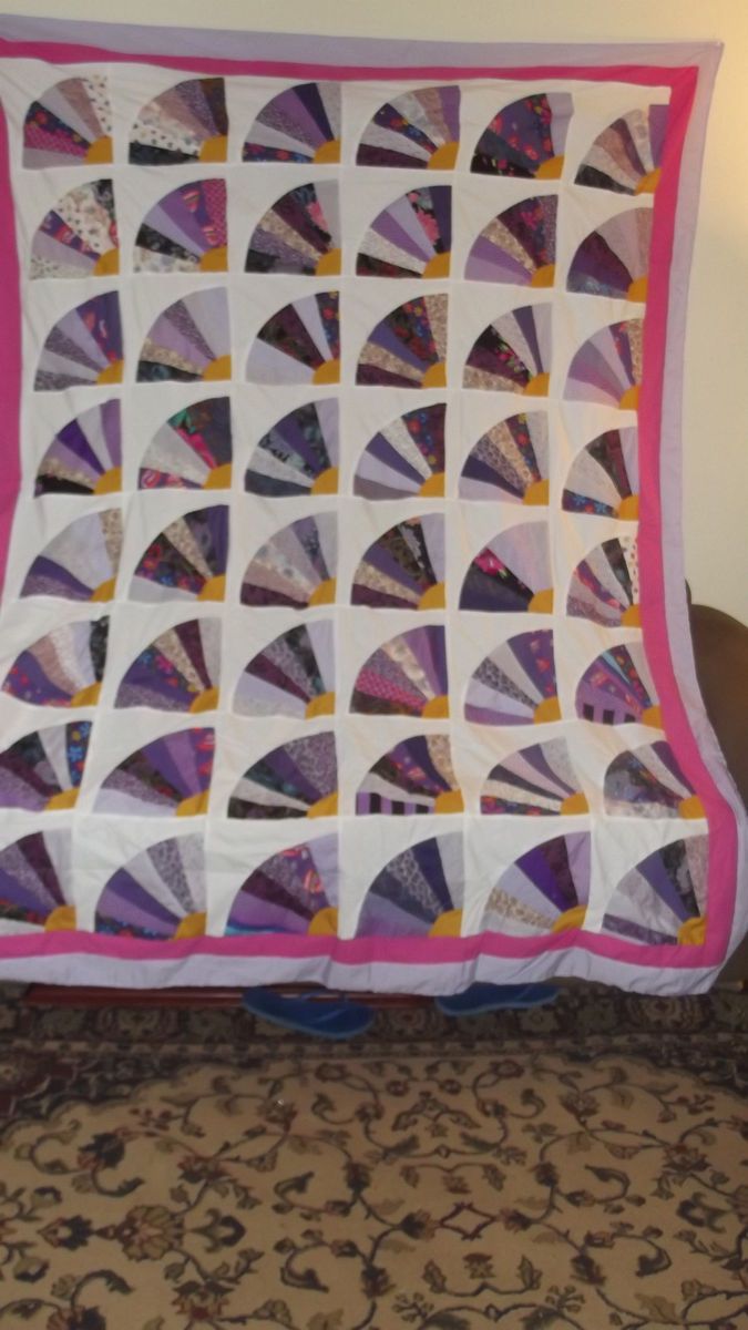 Grandmothers Fan Quilt Top 98 x 75