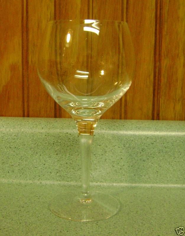 Luigi Bormioli Light Music Burgandy Wine Glass