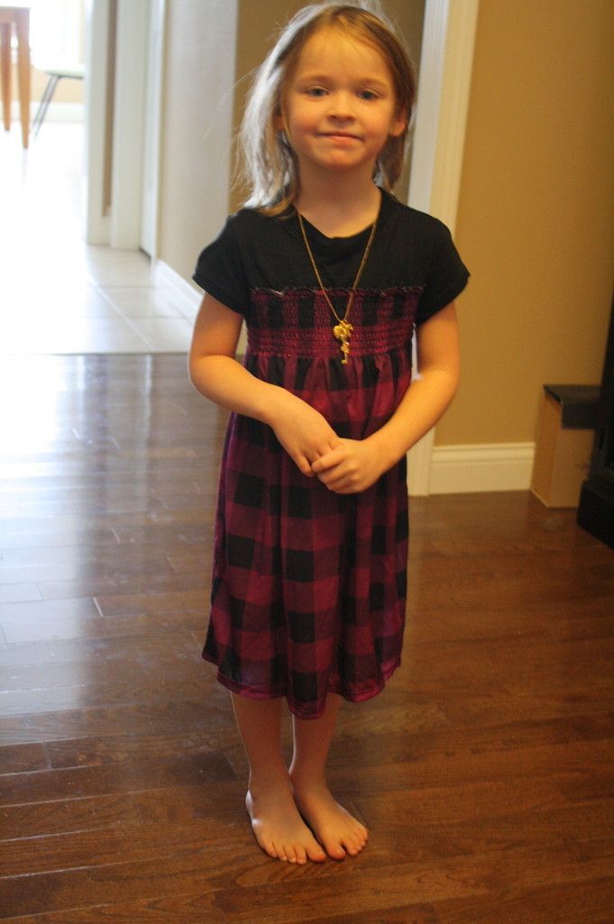 Mad Style Cute Girls Size L 10 12 Dress w Necklace