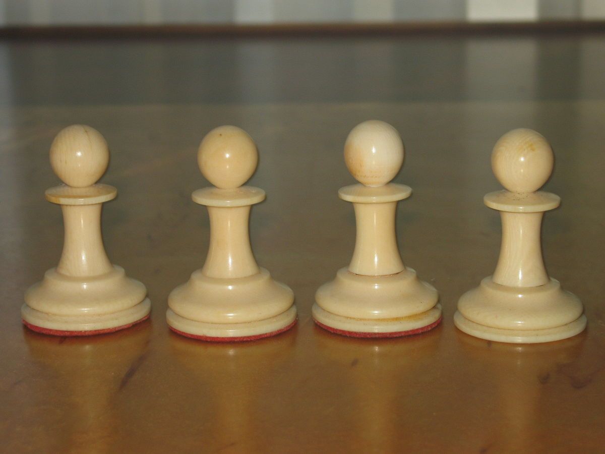  Staunton Chess Pieces 4 Pawns circa 1890 from Set probably by Whitty