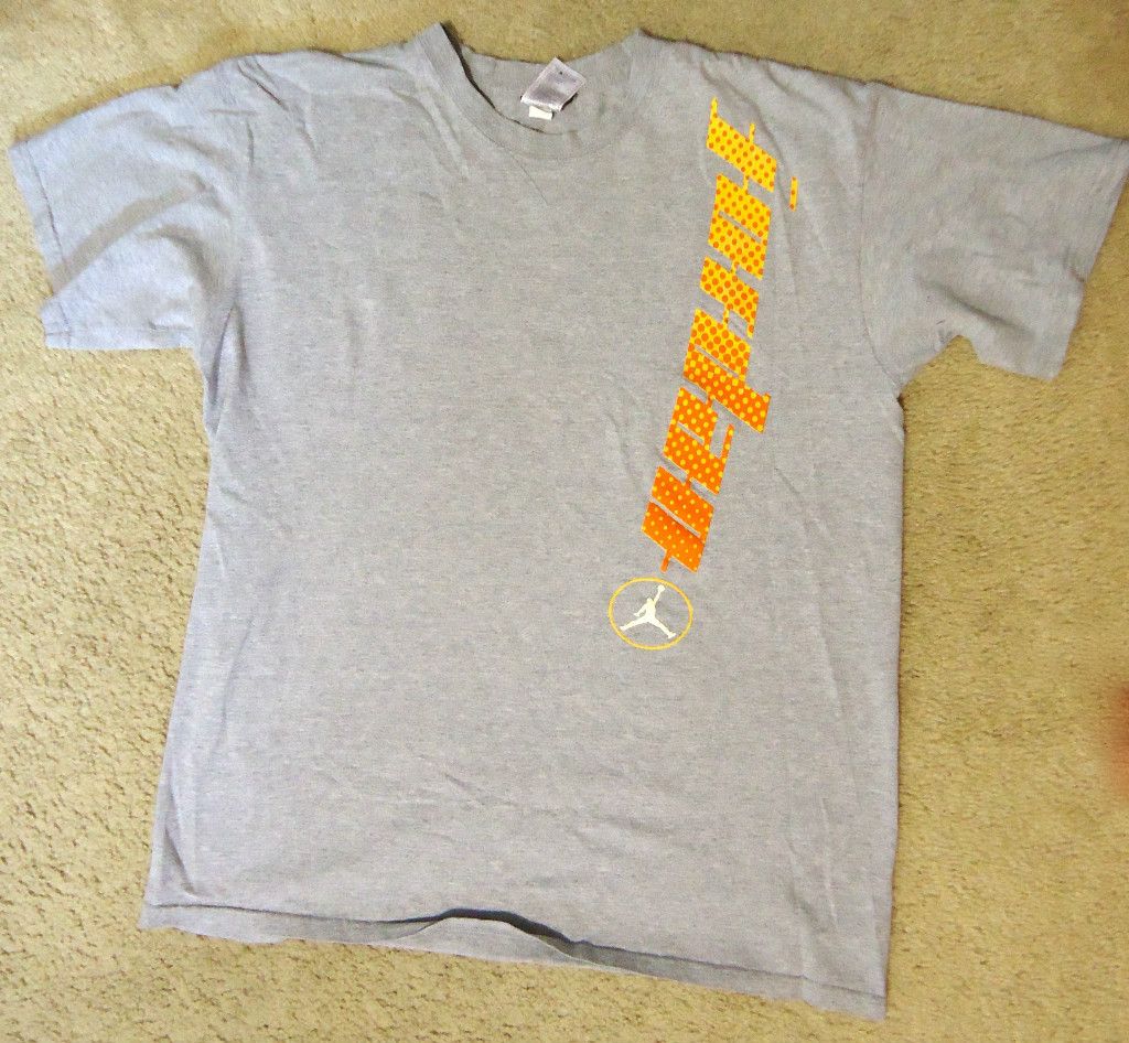 Michael Jordan Gray Orange Logo Mens Size Large