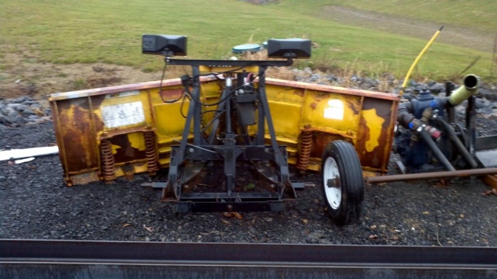 Fisher Minute Mount V Plow