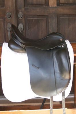 Albion Platinum Ultima SLK Dressage Saddle   17.5