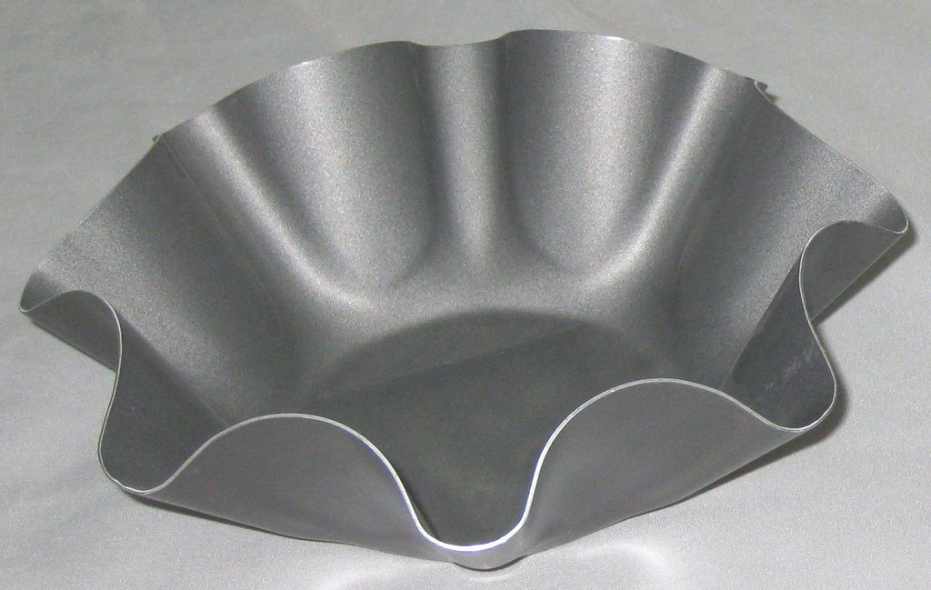 Teflon 9 Scalloped Taco Tortilla Pan Non Stick Mold