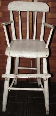 Vintage Primitive Chippy Wooden High Chair Yard Garden Decor