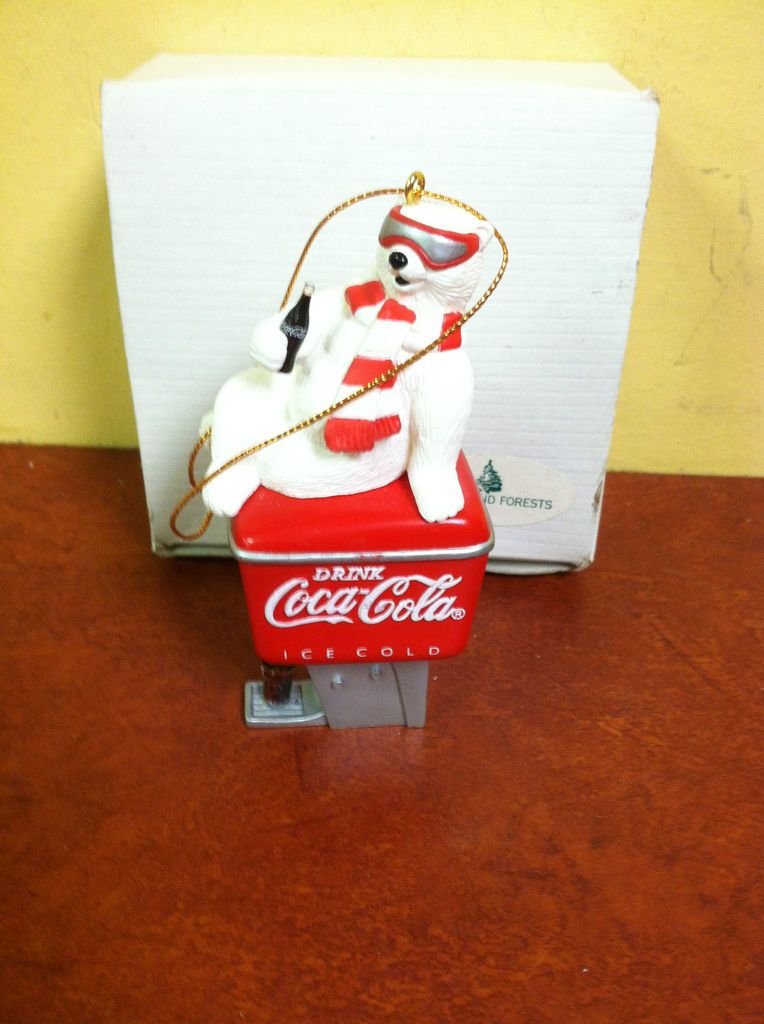 1998 The Coca Cola Drink Ice Cold Polar Bear On Soda Machine Ornament