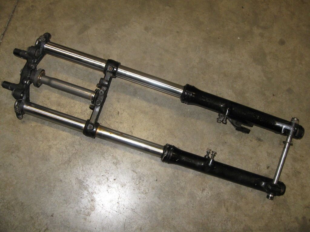 81 Yamaha XJ650 Maxim Midnight Front End Forks Triple Tree Axle XJ 650